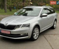 Серый Шкода Октавия, объемом двигателя 2 л и пробегом 175 тыс. км за 17999 $, фото 1 на Automoto.ua