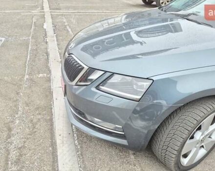 Серый Шкода Октавия, объемом двигателя 2 л и пробегом 235 тыс. км за 19800 $, фото 18 на Automoto.ua