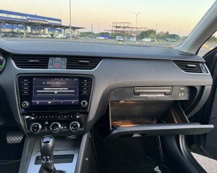 Серый Шкода Октавия, объемом двигателя 1.6 л и пробегом 325 тыс. км за 13500 $, фото 17 на Automoto.ua