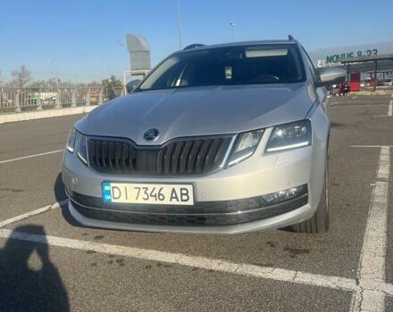 Серый Шкода Октавия, объемом двигателя 2 л и пробегом 233 тыс. км за 17850 $, фото 3 на Automoto.ua
