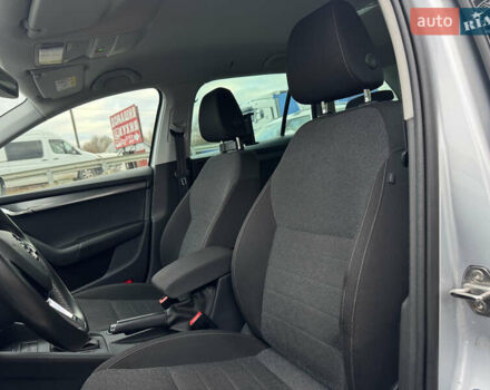 Серый Шкода Октавия, объемом двигателя 2 л и пробегом 291 тыс. км за 14800 $, фото 51 на Automoto.ua