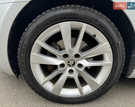 Серый Шкода Октавия, объемом двигателя 2 л и пробегом 175 тыс. км за 17999 $, фото 31 на Automoto.ua