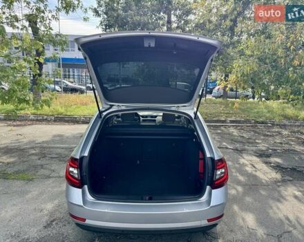 Серый Шкода Октавия, объемом двигателя 1.6 л и пробегом 210 тыс. км за 15990 $, фото 33 на Automoto.ua