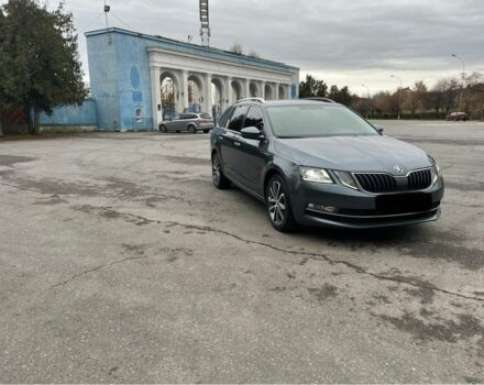 Сірий Шкода Октавія, об'ємом двигуна 2 л та пробігом 284 тис. км за 15700 $, фото 1 на Automoto.ua