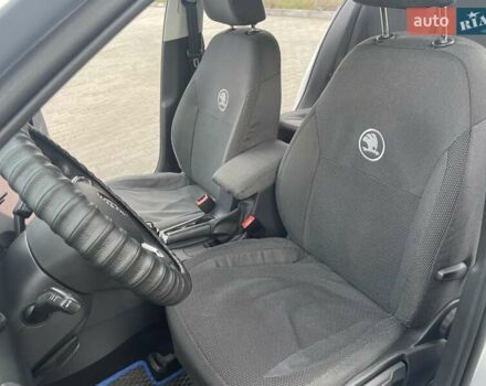 Серый Шкода Октавия, объемом двигателя 1.6 л и пробегом 240 тыс. км за 13500 $, фото 9 на Automoto.ua