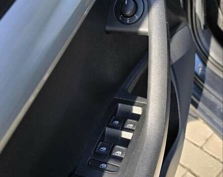 Шкода Октавия 2019 в Луцке на Automoto.ua Серый Шкода Октавия, объемом двигателя 1.97 л и пробегом 269 тыс. км за 15400 $, фото 14 на Automoto.ua
