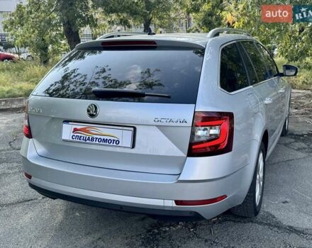 Серый Шкода Октавия, объемом двигателя 1.6 л и пробегом 210 тыс. км за 15990 $, фото 13 на Automoto.ua