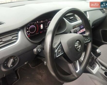 Серый Шкода Октавия, объемом двигателя 1.6 л и пробегом 212 тыс. км за 13500 $, фото 12 на Automoto.ua