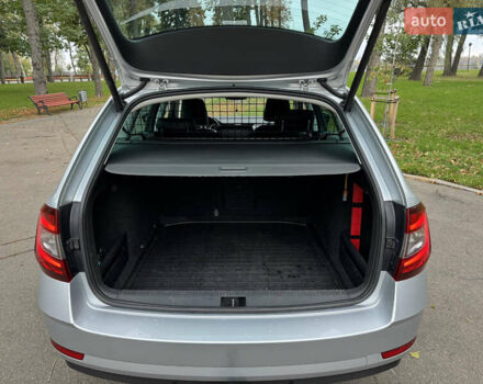 Серый Шкода Октавия, объемом двигателя 2 л и пробегом 175 тыс. км за 17999 $, фото 8 на Automoto.ua