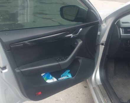 Серый Шкода Октавия, объемом двигателя 1.6 л и пробегом 252 тыс. км за 15500 $, фото 3 на Automoto.ua