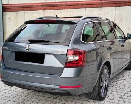 Сірий Шкода Октавія, об'ємом двигуна 2 л та пробігом 54 тис. км за 7500 $, фото 5 на Automoto.ua