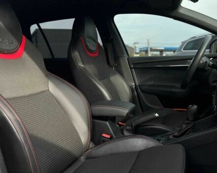 Серый Шкода Октавия, объемом двигателя 1.6 л и пробегом 277 тыс. км за 14000 $, фото 15 на Automoto.ua