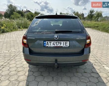 Серый Шкода Октавия, объемом двигателя 1.97 л и пробегом 210 тыс. км за 18500 $, фото 58 на Automoto.ua