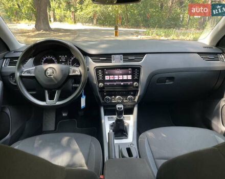Сірий Шкода Октавія, об'ємом двигуна 1.6 л та пробігом 163 тис. км за 16100 $, фото 32 на Automoto.ua