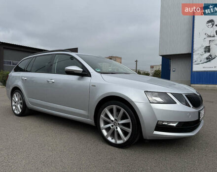 Серый Шкода Октавия, объемом двигателя 2 л и пробегом 259 тыс. км за 14970 $, фото 16 на Automoto.ua