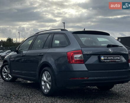 Серый Шкода Октавия, объемом двигателя 1.97 л и пробегом 204 тыс. км за 17999 $, фото 5 на Automoto.ua