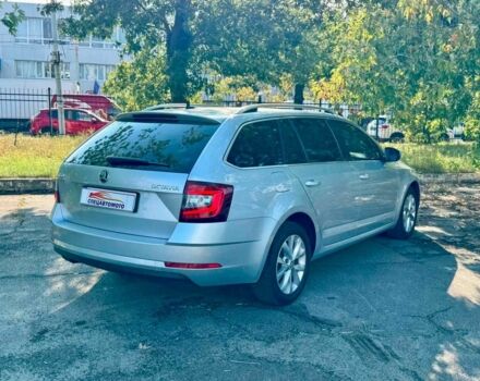 Серый Шкода Октавия, объемом двигателя 1.6 л и пробегом 210 тыс. км за 15990 $, фото 1 на Automoto.ua