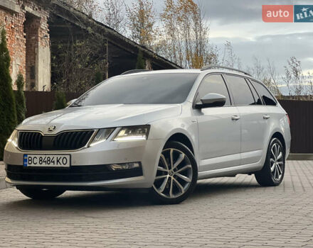 Шкода Октавия 2019 в Дрогобыче на Automoto.ua Серый Шкода Октавия, объемом двигателя 1.97 л и пробегом 231 тыс. км за 16999 $, фото 18 на Automoto.ua