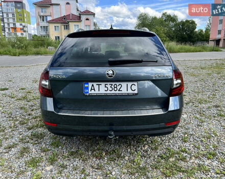 Серый Шкода Октавия, объемом двигателя 2 л и пробегом 270 тыс. км за 14500 $, фото 5 на Automoto.ua