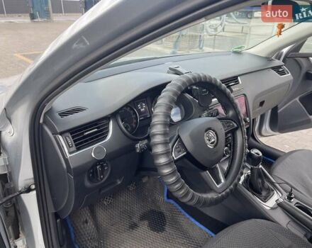 Серый Шкода Октавия, объемом двигателя 1.6 л и пробегом 240 тыс. км за 13500 $, фото 8 на Automoto.ua