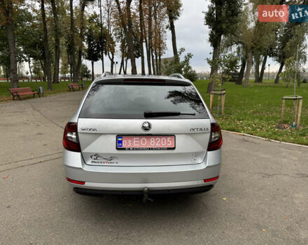 Серый Шкода Октавия, объемом двигателя 2 л и пробегом 175 тыс. км за 17999 $, фото 3 на Automoto.ua
