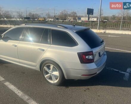 Серый Шкода Октавия, объемом двигателя 2 л и пробегом 233 тыс. км за 17850 $, фото 1 на Automoto.ua