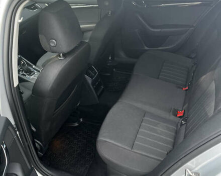 Сірий Шкода Октавія, об'ємом двигуна 1.97 л та пробігом 120 тис. км за 17300 $, фото 7 на Automoto.ua