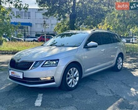 Серый Шкода Октавия, объемом двигателя 1.6 л и пробегом 210 тыс. км за 15990 $, фото 3 на Automoto.ua