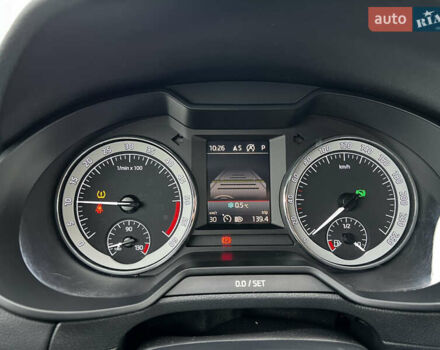 Серый Шкода Октавия, объемом двигателя 2 л и пробегом 270 тыс. км за 14500 $, фото 39 на Automoto.ua