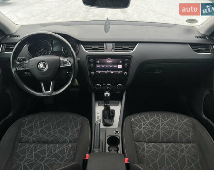 Серый Шкода Октавия, объемом двигателя 2 л и пробегом 285 тыс. км за 15900 $, фото 53 на Automoto.ua