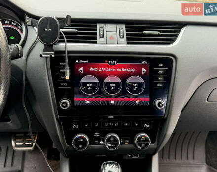 Серый Шкода Октавия, объемом двигателя 2 л и пробегом 203 тыс. км за 24200 $, фото 30 на Automoto.ua