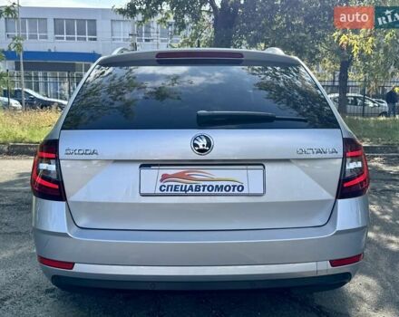 Серый Шкода Октавия, объемом двигателя 1.6 л и пробегом 210 тыс. км за 15990 $, фото 15 на Automoto.ua