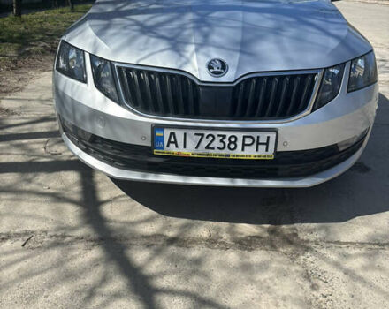 Серый Шкода Октавия, объемом двигателя 1.6 л и пробегом 182 тыс. км за 15700 $, фото 1 на Automoto.ua