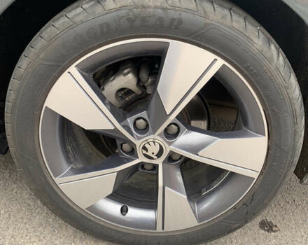 Серый Шкода Октавия, объемом двигателя 1.97 л и пробегом 290 тыс. км за 14800 $, фото 1 на Automoto.ua