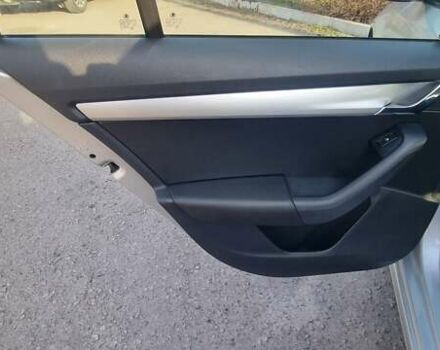 Сірий Шкода Октавія, об'ємом двигуна 1.5 л та пробігом 125 тис. км за 16200 $, фото 9 на Automoto.ua