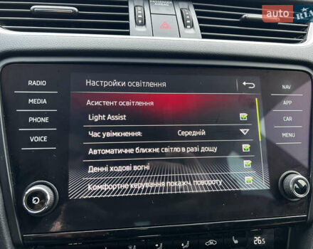 Серый Шкода Октавия, объемом двигателя 2 л и пробегом 270 тыс. км за 14500 $, фото 36 на Automoto.ua