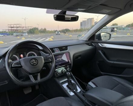 Серый Шкода Октавия, объемом двигателя 1.6 л и пробегом 325 тыс. км за 13500 $, фото 15 на Automoto.ua