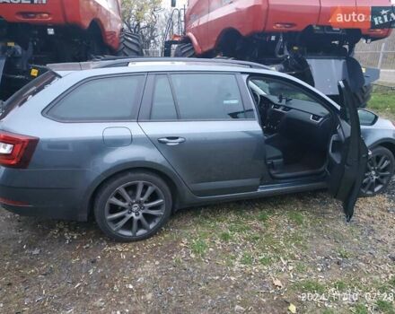 Сірий Шкода Октавія, об'ємом двигуна 1.6 л та пробігом 220 тис. км за 13500 $, фото 2 на Automoto.ua