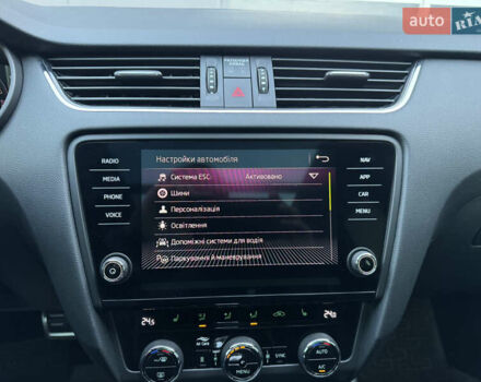 Серый Шкода Октавия, объемом двигателя 2 л и пробегом 174 тыс. км за 20500 $, фото 48 на Automoto.ua