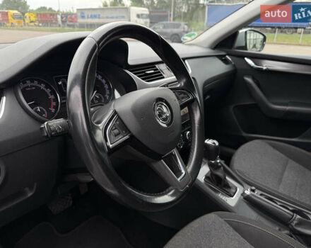 Серый Шкода Октавия, объемом двигателя 2 л и пробегом 259 тыс. км за 14970 $, фото 39 на Automoto.ua