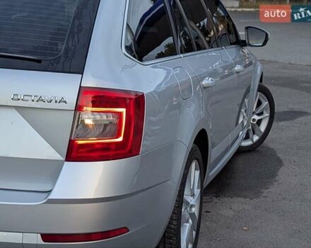 Серый Шкода Октавия, объемом двигателя 2 л и пробегом 238 тыс. км за 16299 $, фото 19 на Automoto.ua