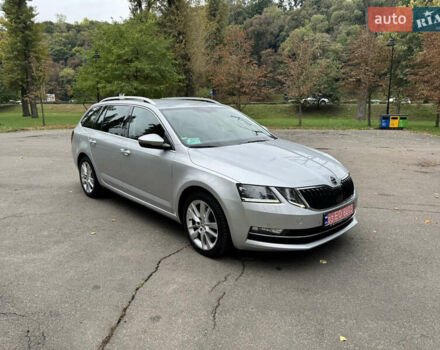 Серый Шкода Октавия, объемом двигателя 2 л и пробегом 175 тыс. км за 17999 $, фото 6 на Automoto.ua