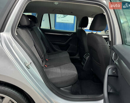 Серый Шкода Октавия, объемом двигателя 2 л и пробегом 259 тыс. км за 14970 $, фото 82 на Automoto.ua