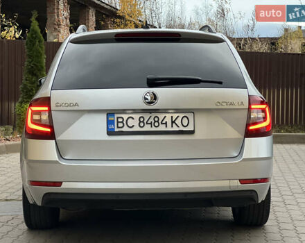 Шкода Октавия 2019 в Дрогобыче на Automoto.ua Серый Шкода Октавия, объемом двигателя 1.97 л и пробегом 231 тыс. км за 16999 $, фото 28 на Automoto.ua