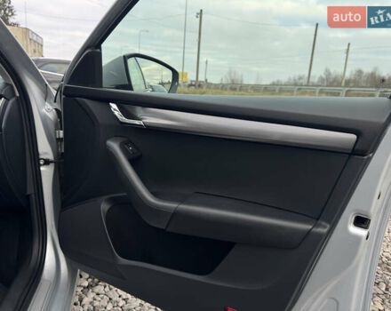 Серый Шкода Октавия, объемом двигателя 2 л и пробегом 291 тыс. км за 14800 $, фото 35 на Automoto.ua