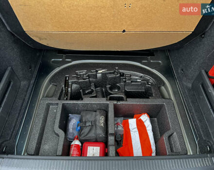 Серый Шкода Октавия, объемом двигателя 2 л и пробегом 270 тыс. км за 14500 $, фото 23 на Automoto.ua