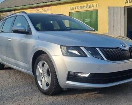 Сірий Шкода Октавія, об'ємом двигуна 1.5 л та пробігом 125 тис. км за 16200 $, фото 13 на Automoto.ua