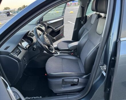 Серый Шкода Октавия, объемом двигателя 1.6 л и пробегом 325 тыс. км за 13500 $, фото 5 на Automoto.ua