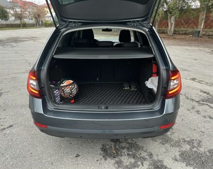 Сірий Шкода Октавія, об'ємом двигуна 2 л та пробігом 284 тис. км за 15700 $, фото 4 на Automoto.ua