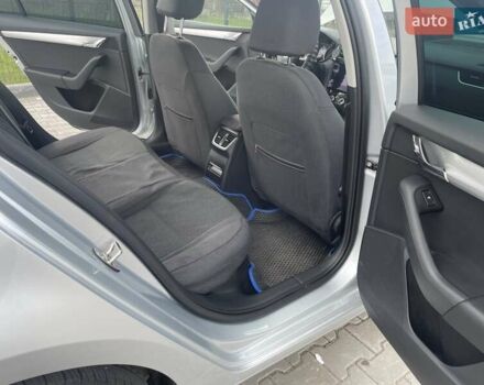 Серый Шкода Октавия, объемом двигателя 1.6 л и пробегом 240 тыс. км за 13500 $, фото 16 на Automoto.ua